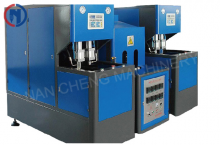 半自動吹瓶機(jī)