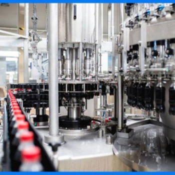 江蘇灌裝機(jī): 果汁飲料灌裝機(jī)生產(chǎn)線設(shè)備介紹